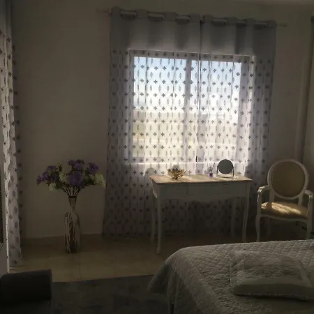 Apartment Paradise *