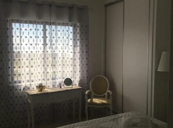 Apartment Paradise *